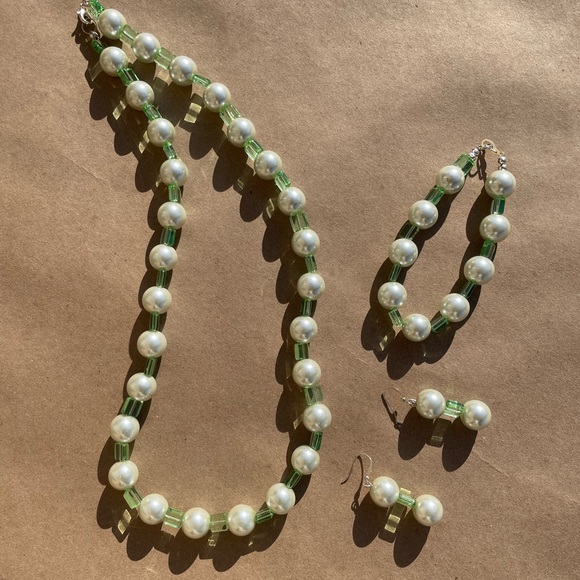 Green Glass Pearl Beaded Necklace Set, Green Jewelry, Prom Necklace Set. - Picture 16 of 16